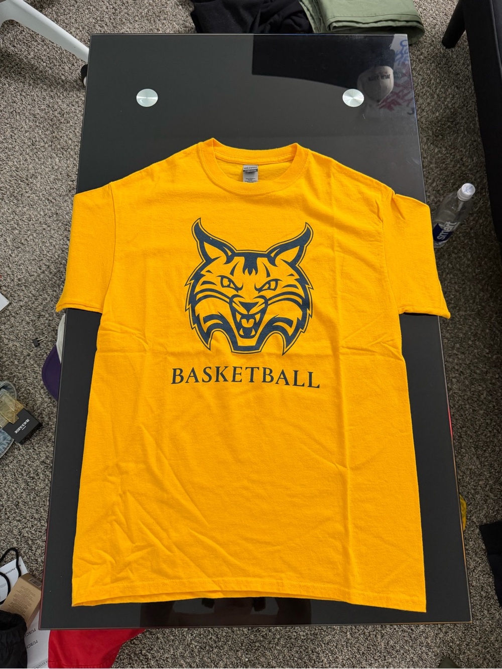 Quinnipiac Bobcats Basketball Tee - M
